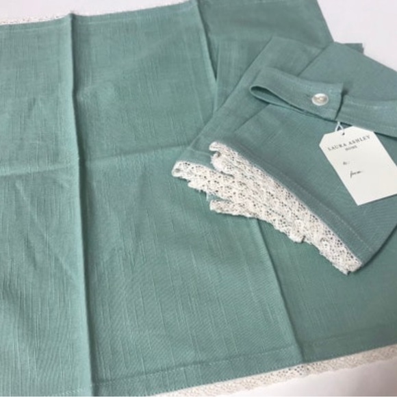 Y2K, Laura Ashley Set of 4 Cloth Dinner Napkins, Green, New with tags. - Picture 3 of 8